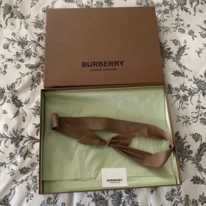 Burberry Gift Box